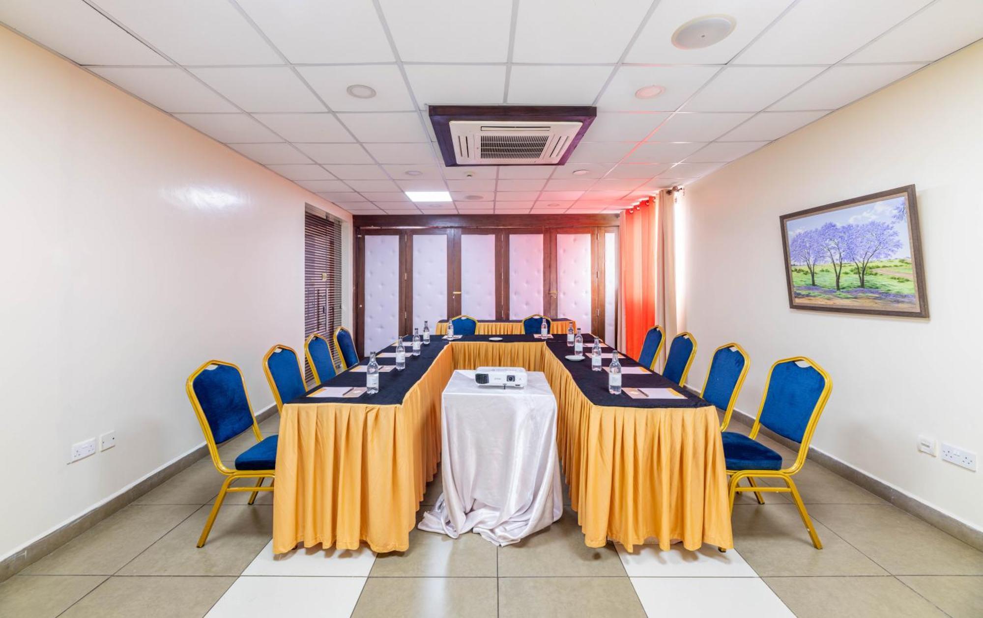 The Monarch Hotel Nairobi Exterior photo