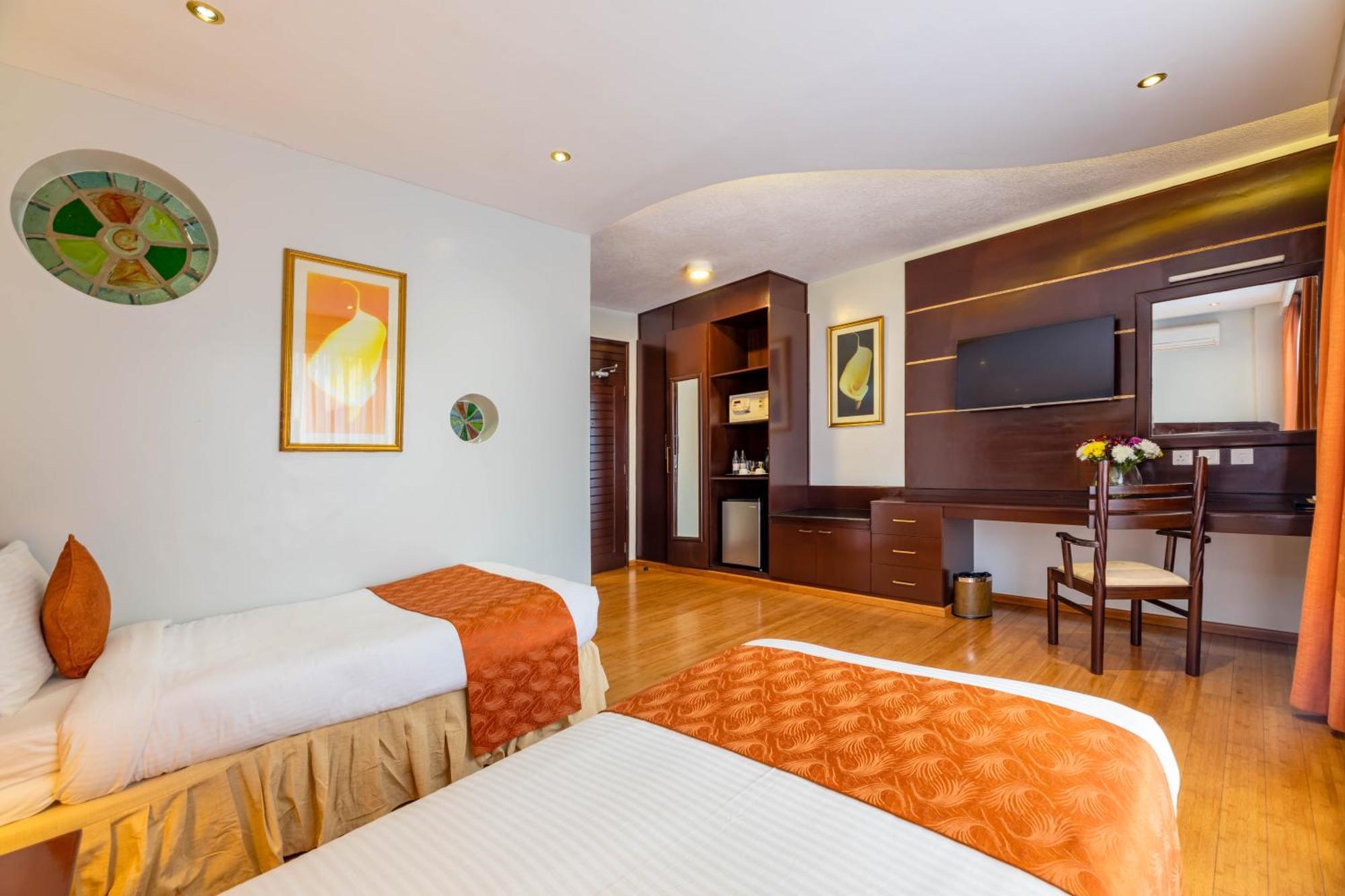 The Monarch Hotel Nairobi Exterior photo
