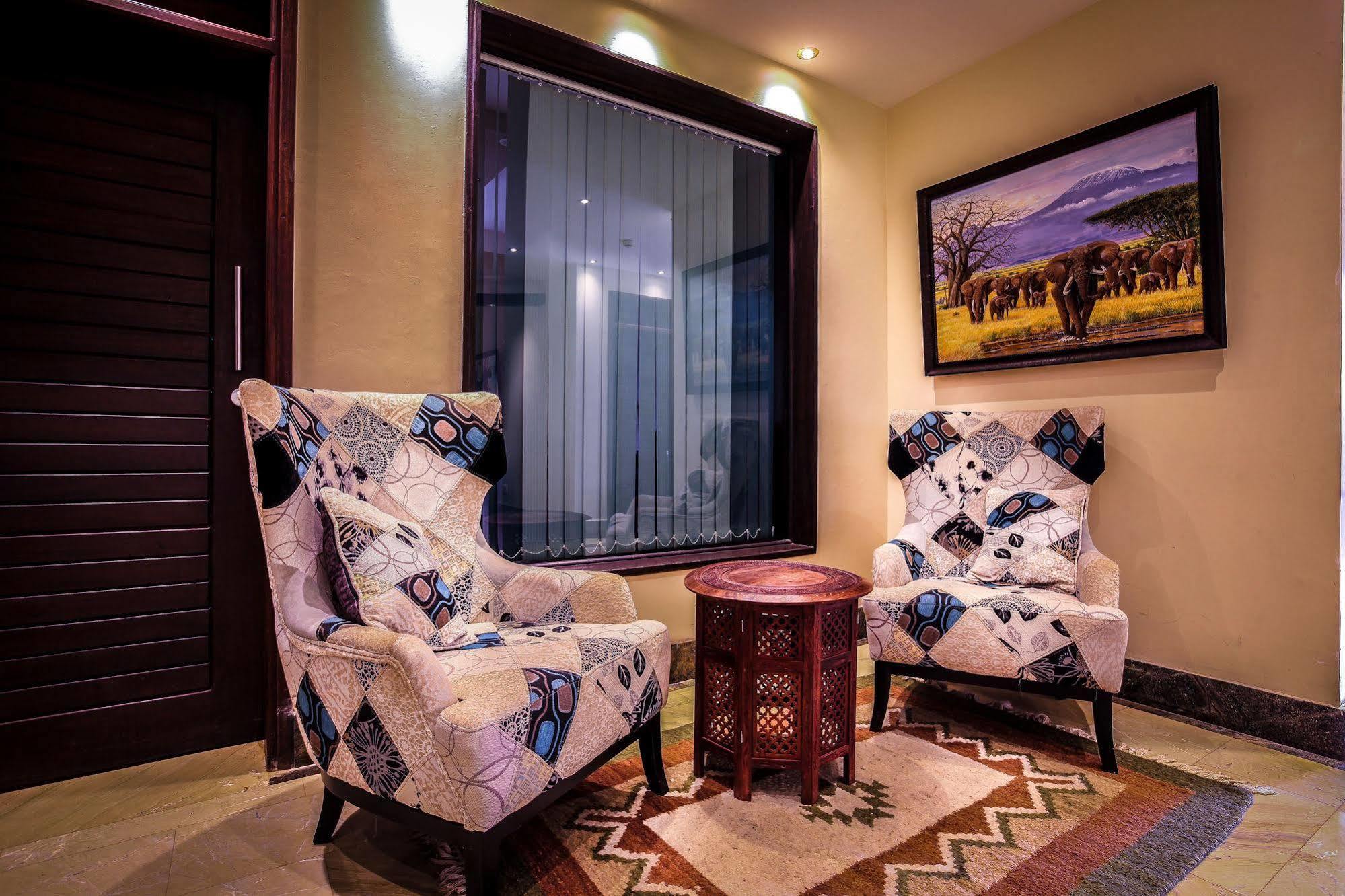 The Monarch Hotel Nairobi Exterior photo